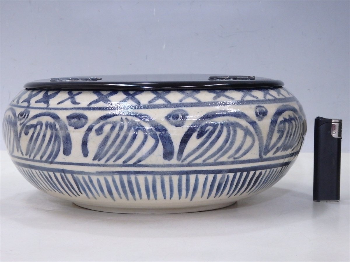 ☆閑静庵 加藤愛助【絵瀬戸 平水指 共箱】蓋は木製真塗り 最大径29.3cm