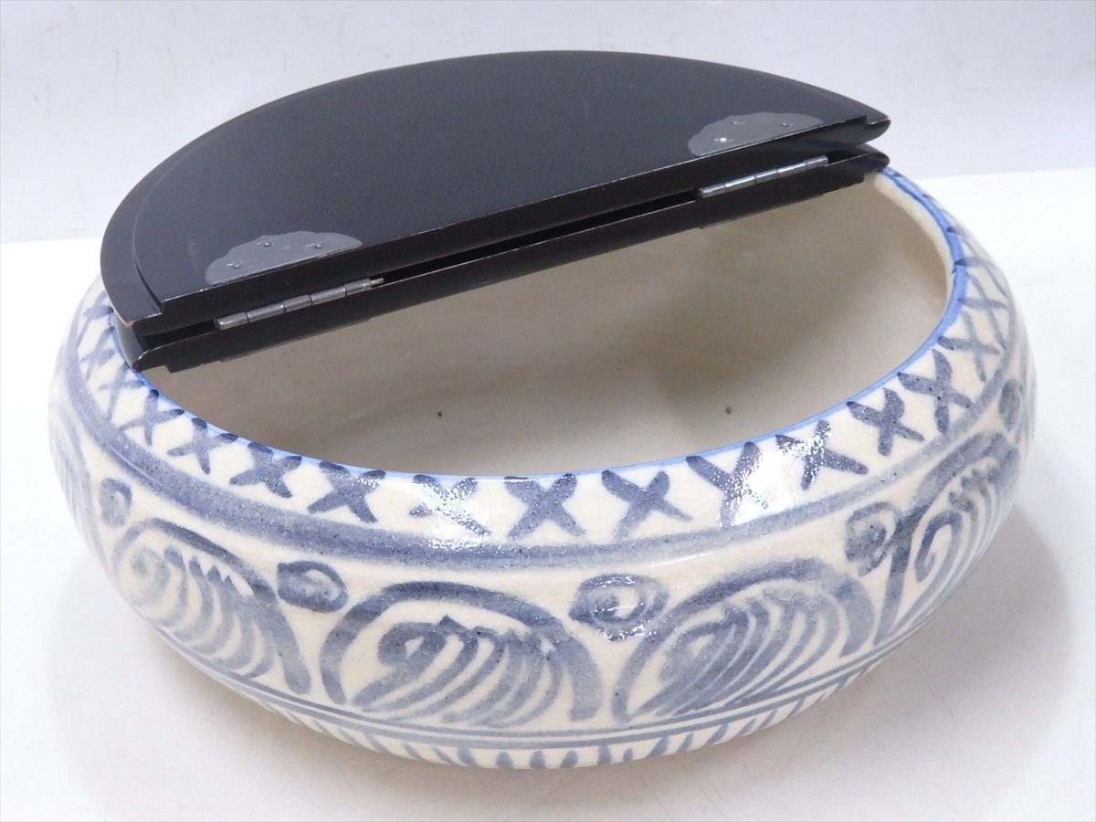 ☆閑静庵 加藤愛助【絵瀬戸 平水指 共箱】蓋は木製真塗り 最大径29.3cm