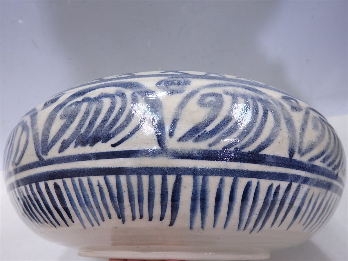 ☆閑静庵 加藤愛助【絵瀬戸 平水指 共箱】蓋は木製真塗り 最大径29.3cm