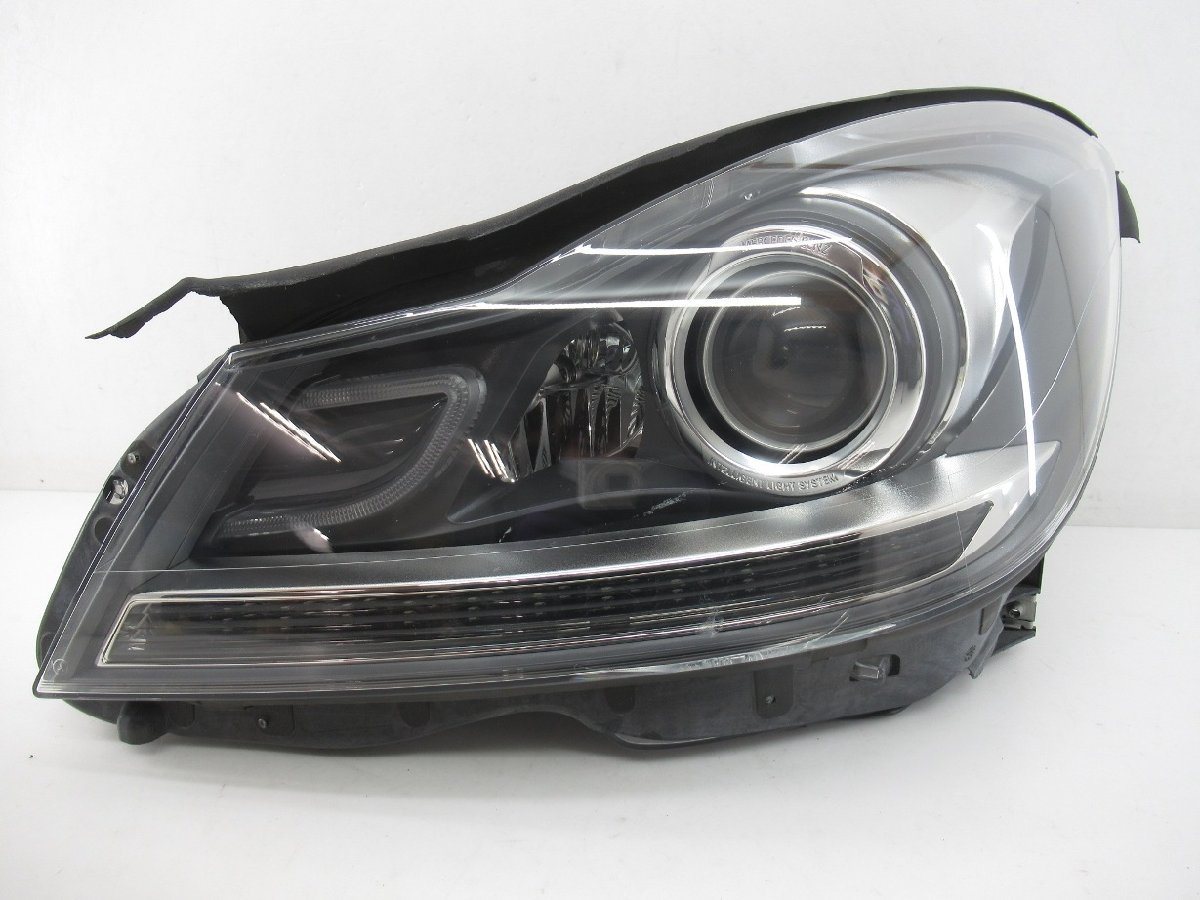 《即決あり》ベンツ Cクラス W204 後期 純正 左 ヘッドライト HID 【 A 204 820 45 39 】(M081212)