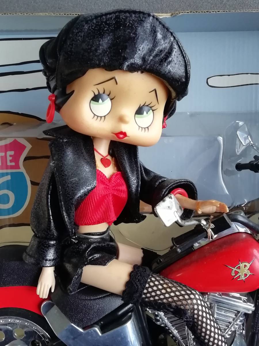 ☆BETTY BOOP DOLL 「ベティちゃん バイク トーキング ドール
