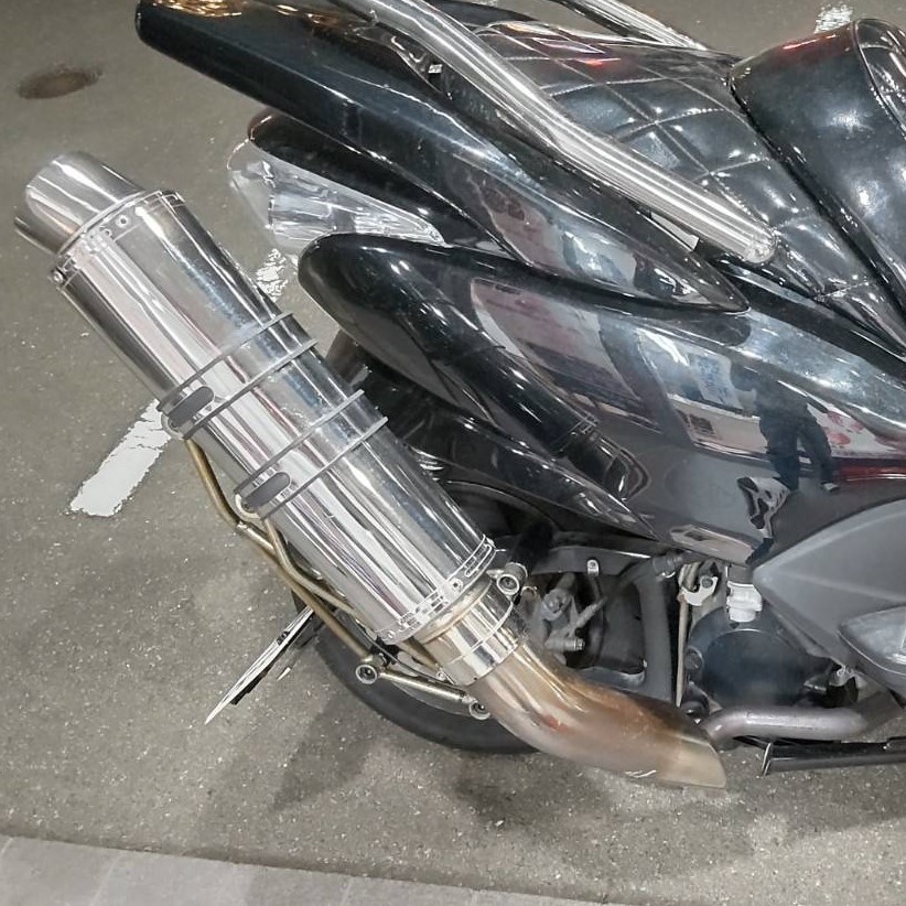 FORZA Z - X⁄Z（MF08） Z」にABS搭載の「フォルツァ ABS」を 【中古】ホンダ HONDA FORZA Z／X フォルツァ Z／X MF08 カチアゲマフラー 極太サイレンサー 見た目大迫力 音割と静か