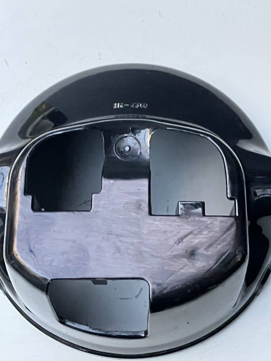 cb750f(rf04)cb750k.cbx400f .550f等　純正ヘッドライトケースそこそこ程度のモノです！割れヒビは無いかと？程度、適合はよくみて！ Honda CB750 Four Road Test Motorcyclist