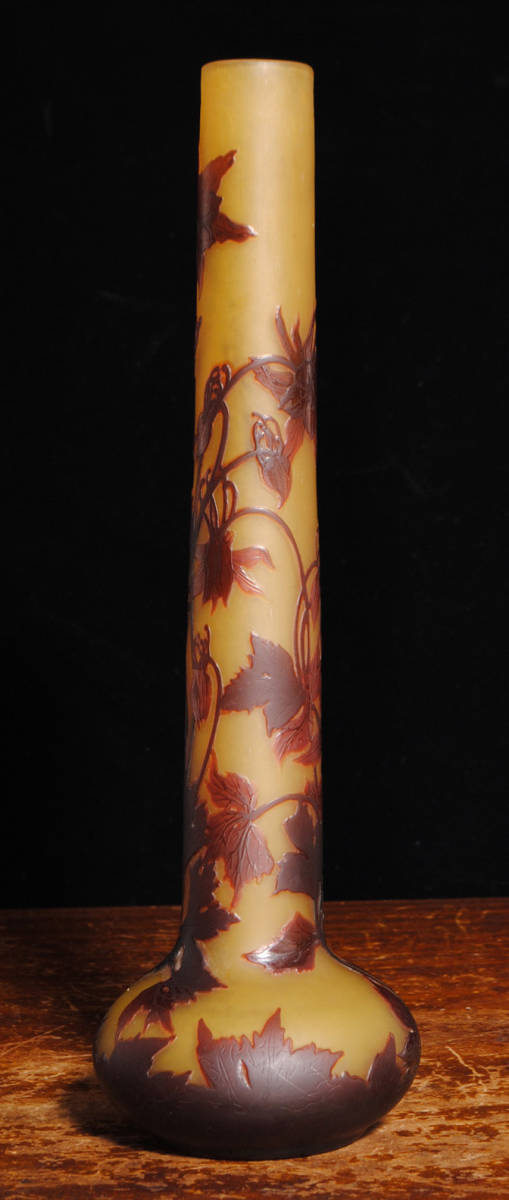 ガレ本物!!1900年頃,上級作・茄子の花文様作品!!多色多層被せガラス