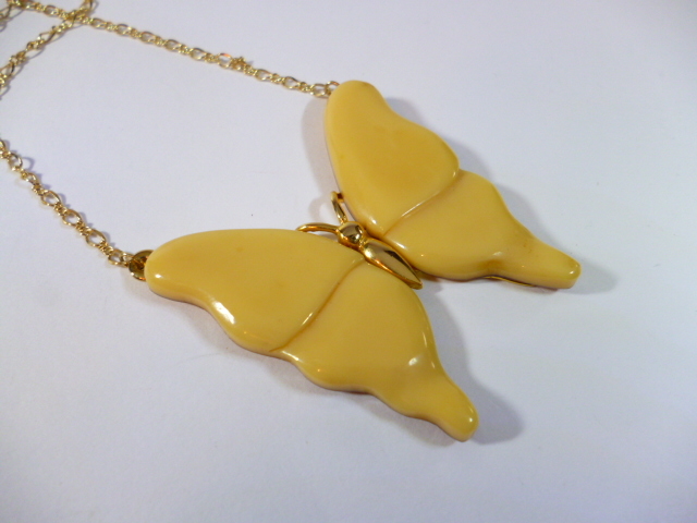 ф 本鼈甲張り 蝶 ペンダント ネックレス ф 鼈甲