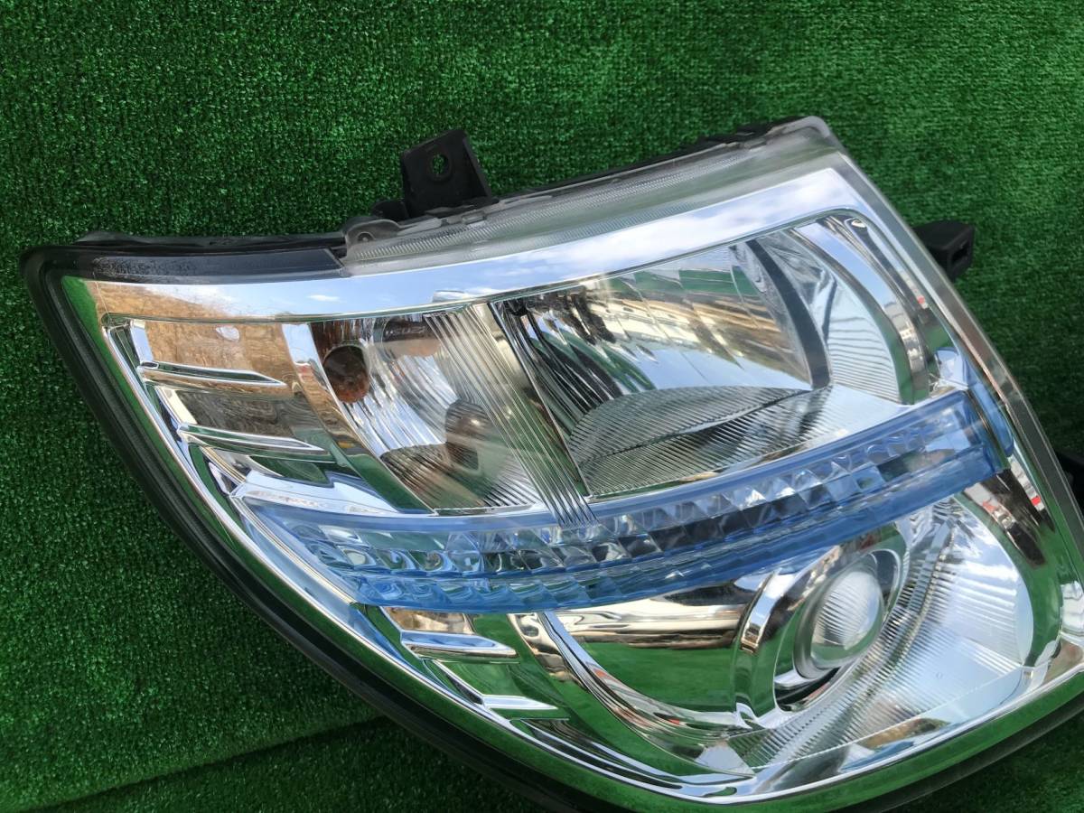 E51 エルグランド NE51 AFS付 0 100-24852 E51 エルグランド 後期 HID
