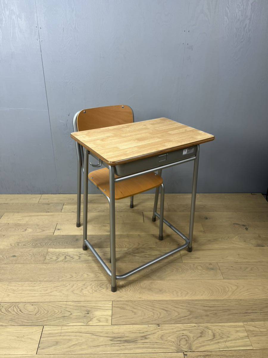 ホウトク　学習机セット( 旧JIS 1号) 学校机 + 学習椅子 ホウトク 学習机・椅子の通販 オフィス家具・インテリア家具のLOOKIT