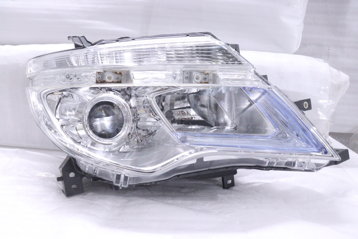 33-1773★後期 LED C26 セレナ★右ヘッドライト KOITO 100-23683 ユニット メッキ 純正★日産 (RO)