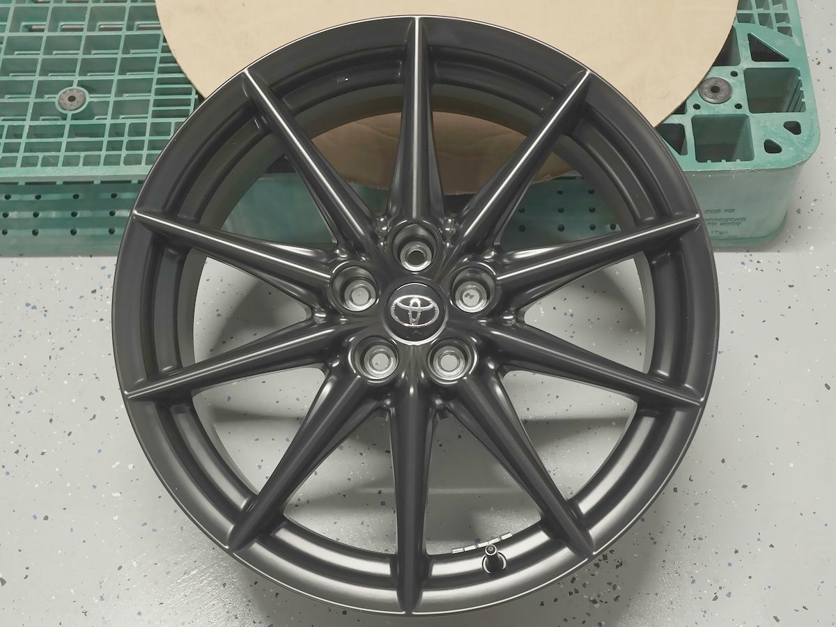 美品 新車外し トヨタ GR86 純正 RZ 18インチ 7.5J +48 100－5H 4本