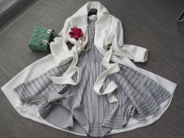 エポカ★EPOCA★ラグジュアリー★春ホワイトが華やぐ★サラッと素材ラグジュアリー★ベルテッドスタイルが美しい上級スタイルセレブコート