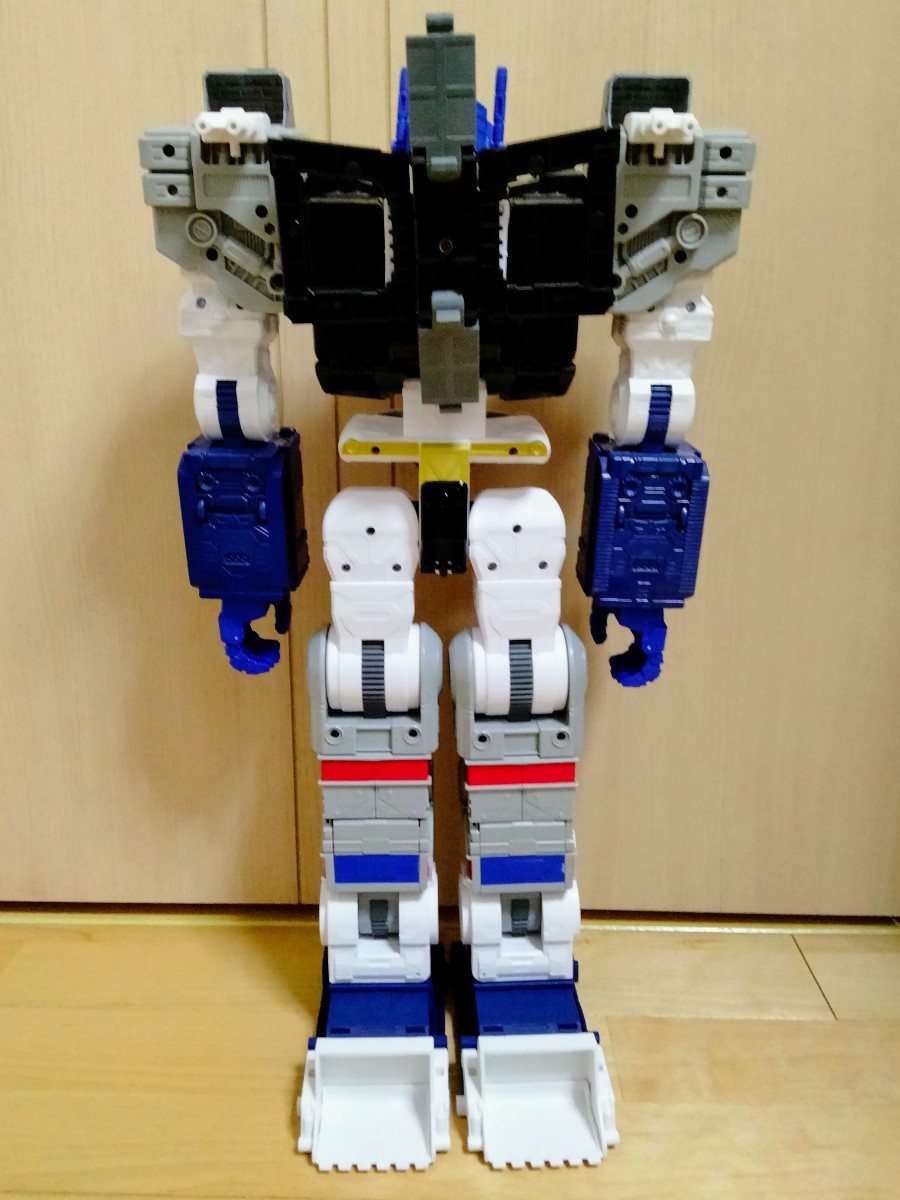 トランスフォーマー レガシー TL-14 メトロプレックス