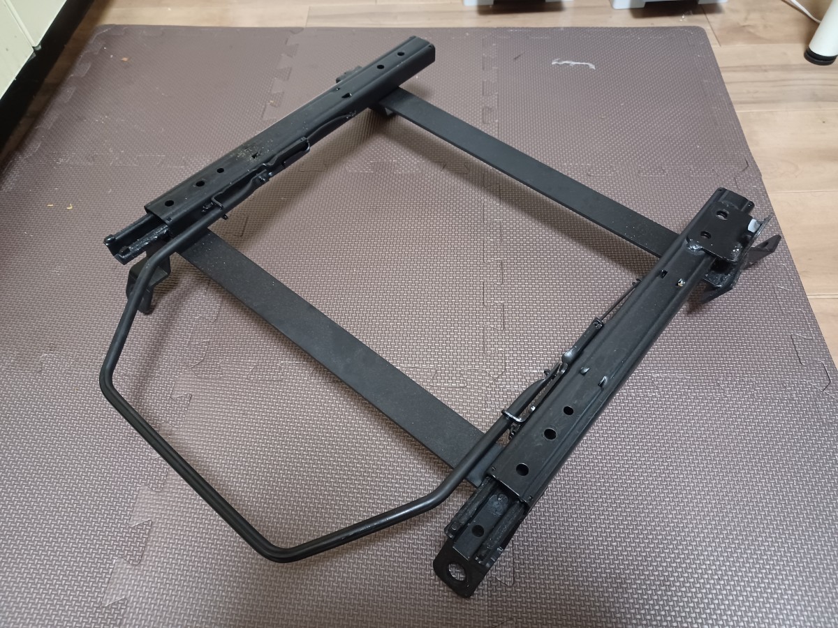 JURAN シートレール F019-SRis GDBインプレッサ 運転席 RECARO GD GG SR6