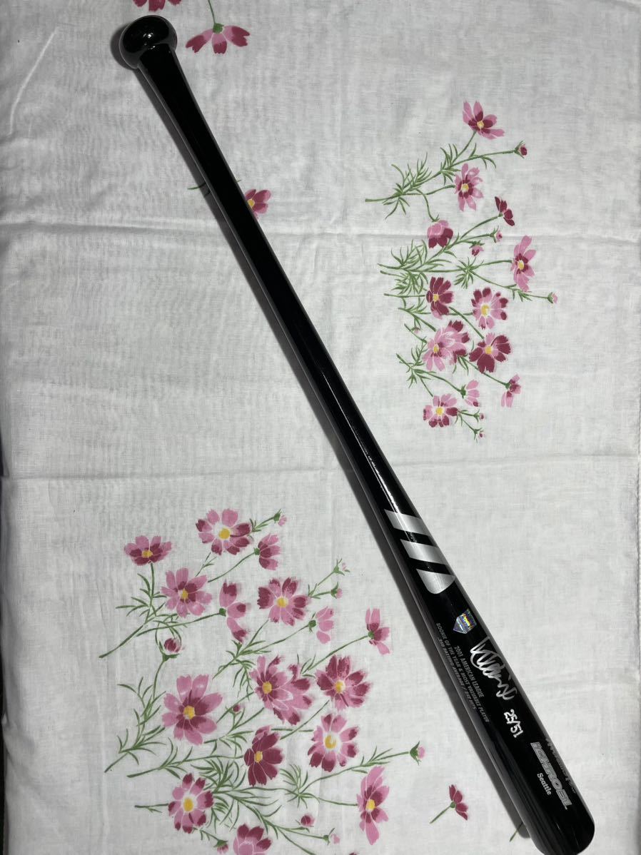 イチローMizuno Pro 3V51 MVP記念サイン入りバット