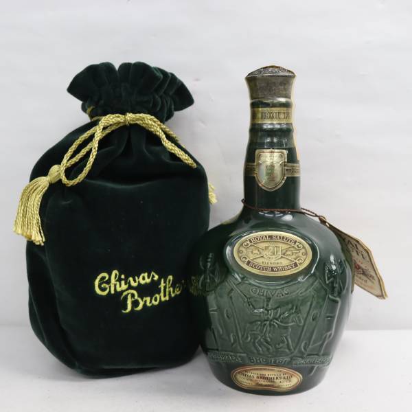 ROYAL SALUTE（ロイヤルサルート）21年 40％ 700ml 緑陶器（重量1354g