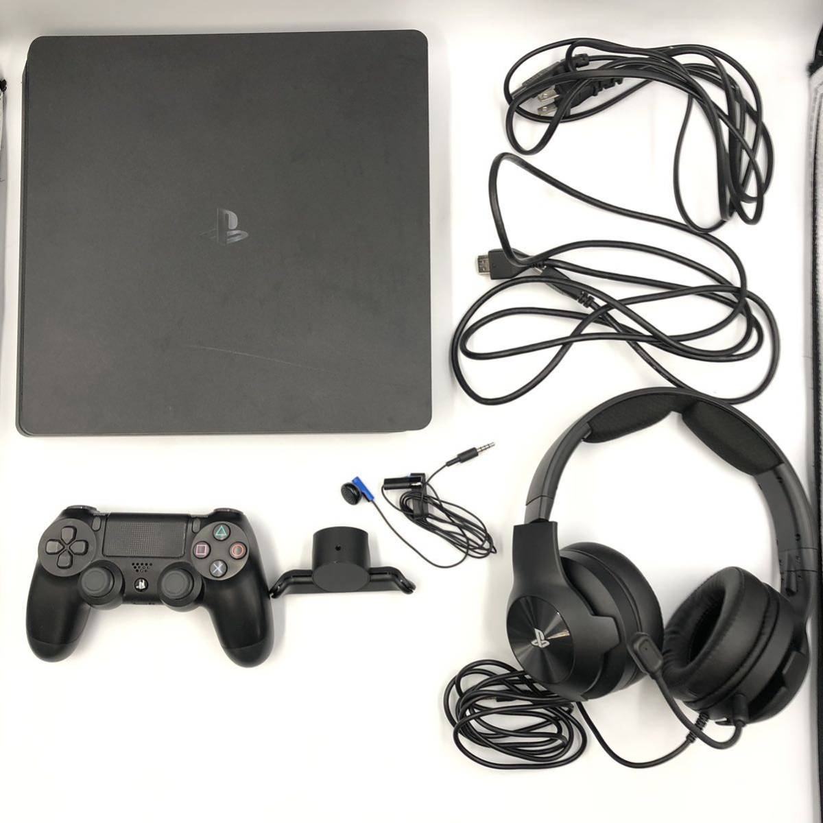 3.31KI-I843☆PS4本体☆プレイステーション4/PlayStation4/ジェット