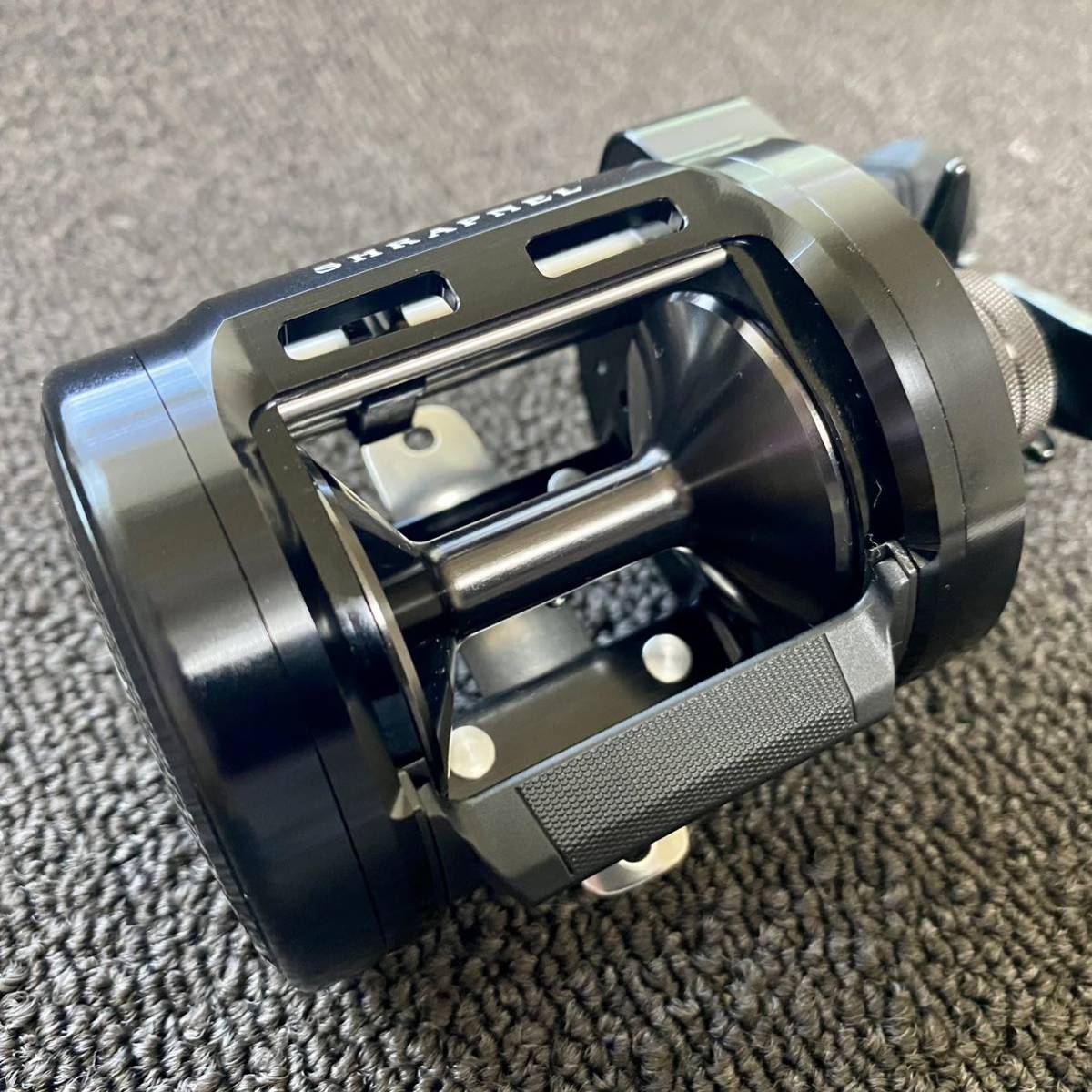 t*g様 DAIWAシュラプネル雷魚 新品】 ダイワ リョウガ シュラプネル C3000H 右巻き DAIWA RYOGA