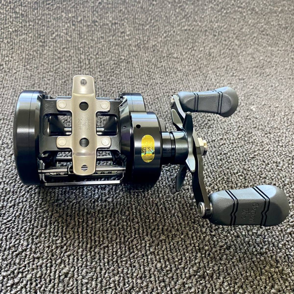 新品】 ダイワ リョウガ シュラプネル C3000H 右巻き DAIWA RYOGA