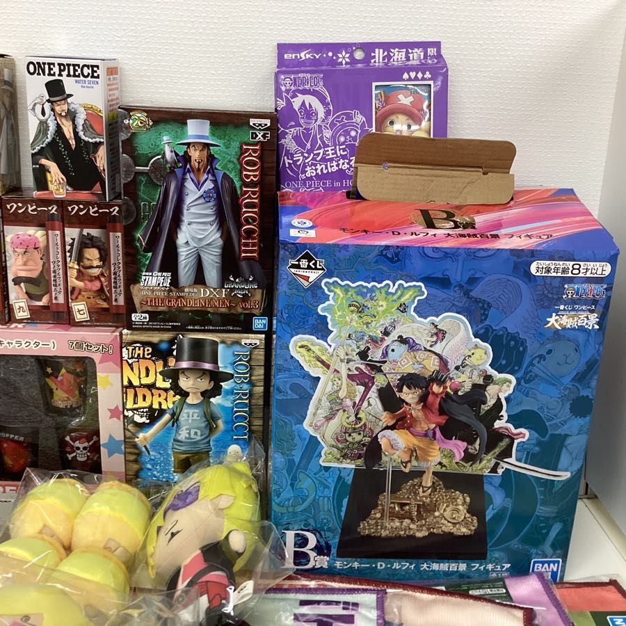 ONEPIECE　キャラクターグッズ　まとめ売り　約100点セット！ ONEPIECE キャラクターグッズ まとめ売り 約100点セット！ Yahoo