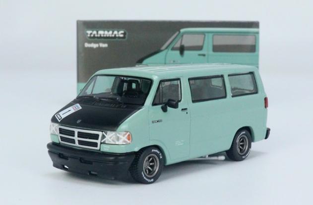 Tarmac Works 1/64 ダッジ DODGE Van Ram 150 B12