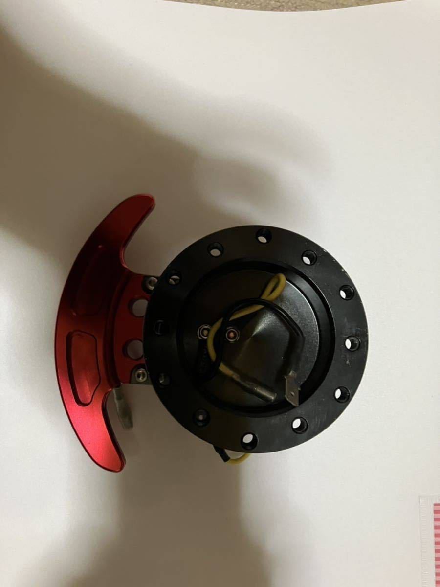 クイックリリース　跳ね上げ式　ラフィックス？