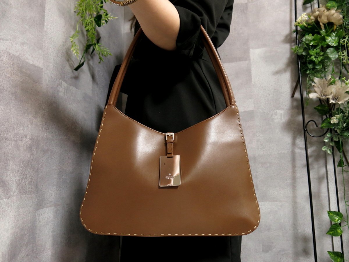 ○超美品○GUCCI グッチ○ステッチ○内マイクロGG○カーフ レザー 本革 