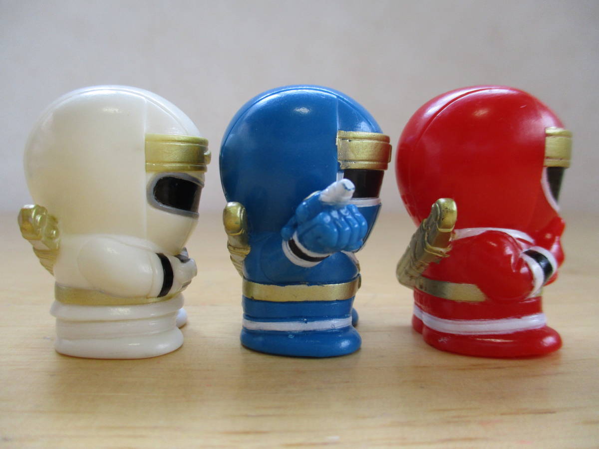 希少☆当時物 忍者戦隊 カクレンジャー レッド ブルー ホワイト ソフビ 