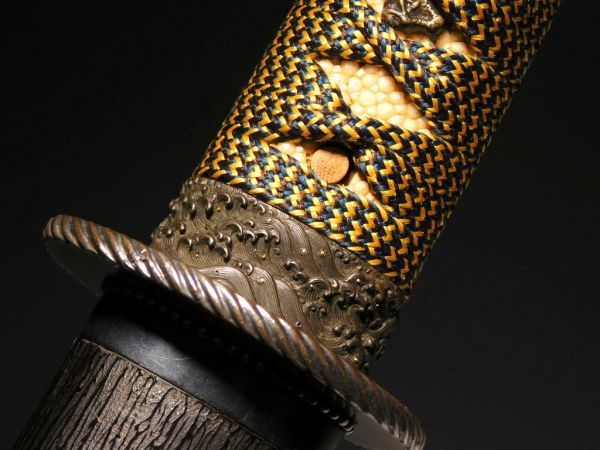 大森英光在銘!! 朧銀地波濤図縁頭 名作金工拵 刀身は村正か 水戸金工小