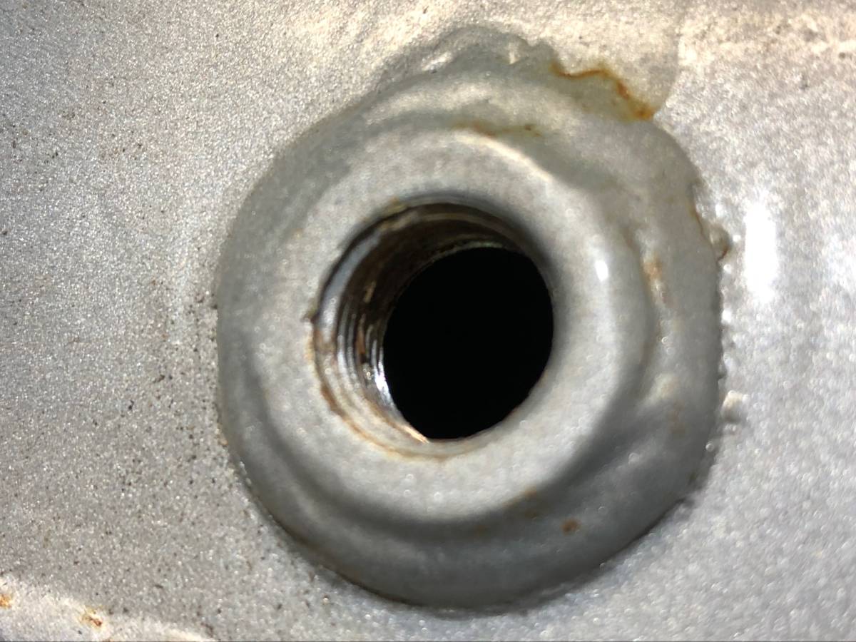 エアサスタンク　管13961