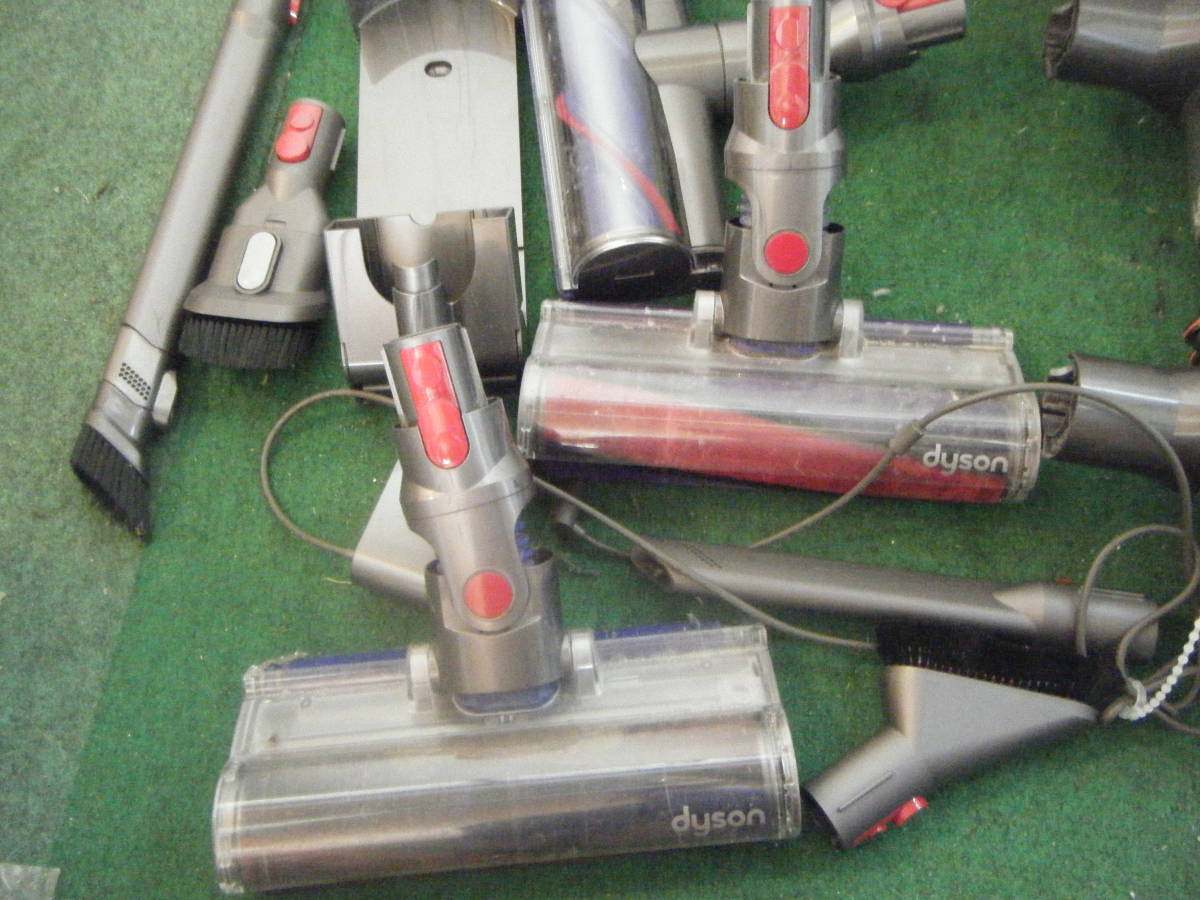 ○ダイソン dyson V7 コードレスクリーナー SV11 ジャンク品○