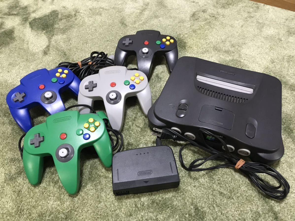 Nintendo 64 NINTENDO64 本体とコントローラー 本体とコントローラー