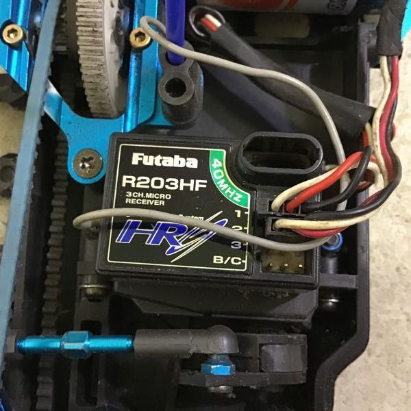 1円〜 ジャンク 電動RCカー フタバ受信機 R203HF ホビーウィング