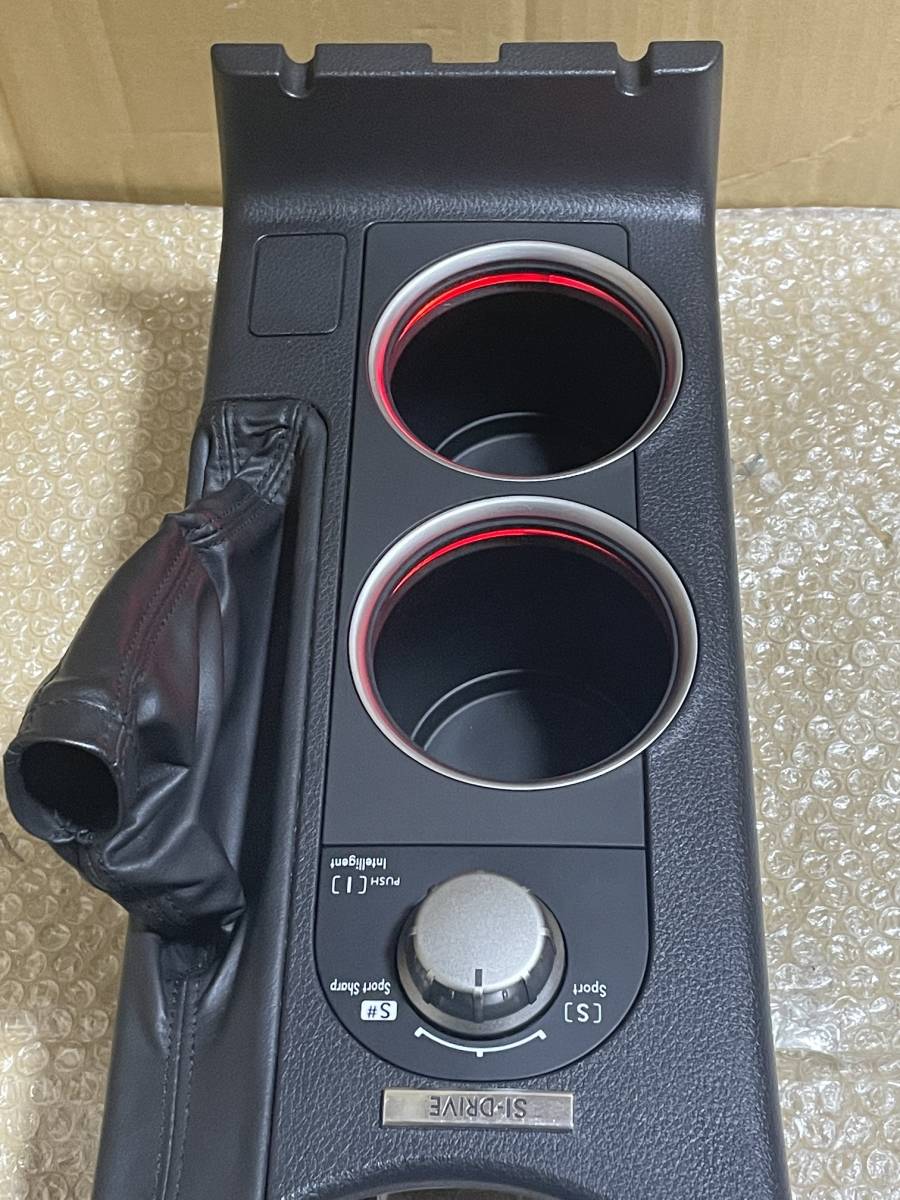 レガシィ BP BL 後期 コンソール 赤イルミ カップ ドリンク ホルダー