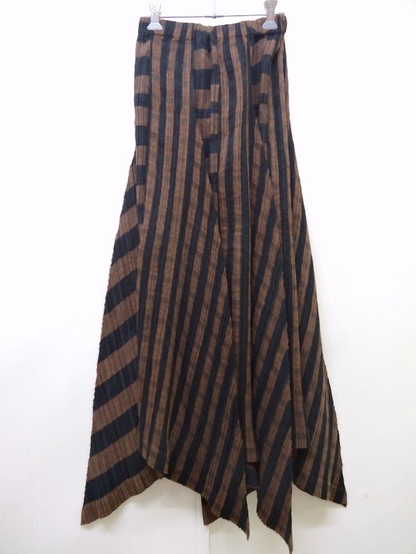ISSEY MIYAKE イッセイミヤケ デザインスカート M JG52350 PLEATS PLEASE プリーツプリーズ