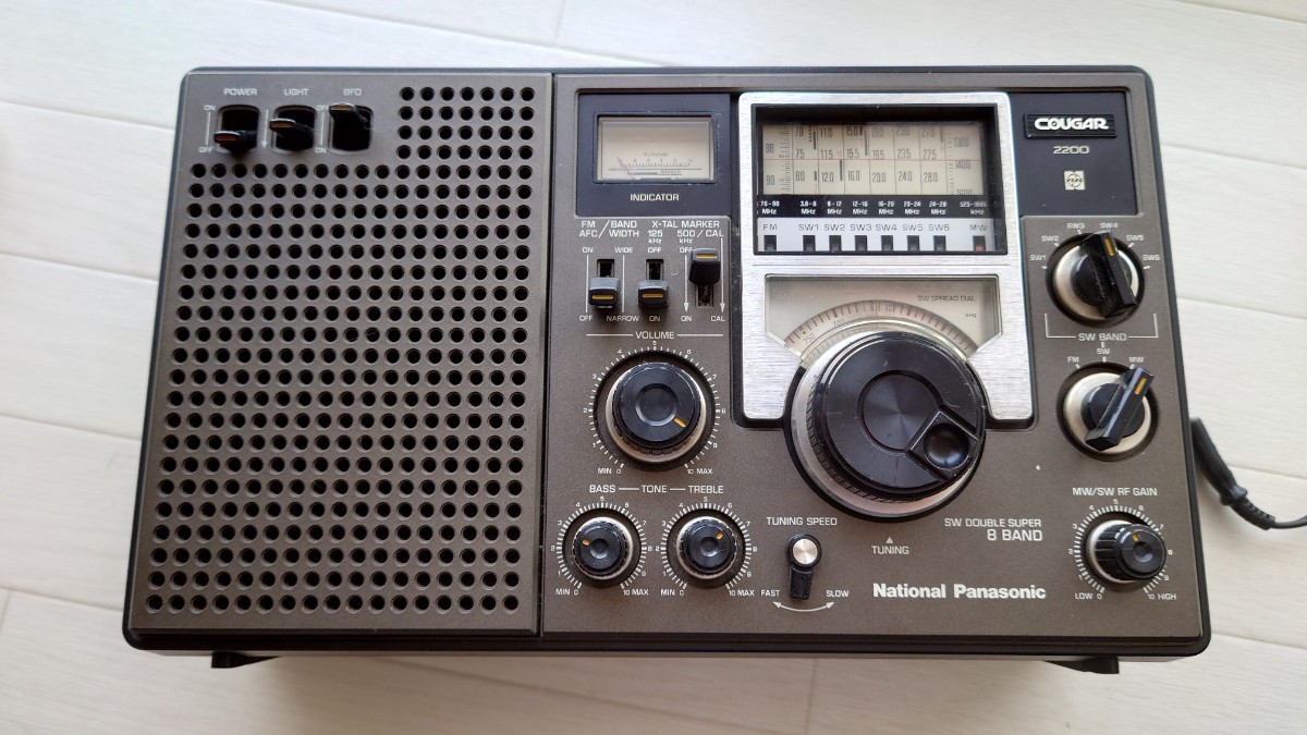 National Panasonic COUGAR クーガー № 7 ・3 ー BAND ラジオ R F ー