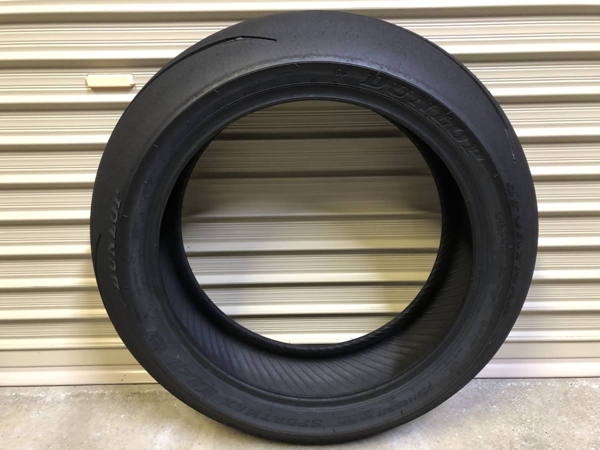 DUNLOP SPORTMAX Q4 200/55ZR17 中古良品！ 中古MCタイヤ