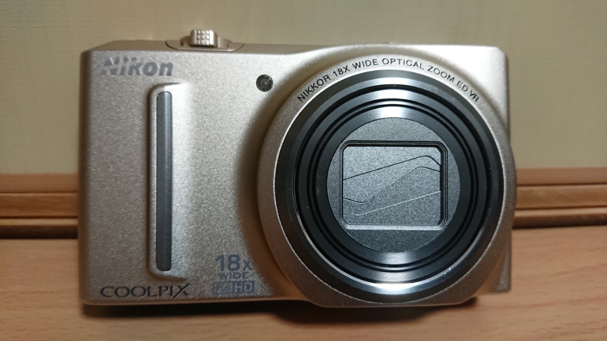 箱付き Nikon COOLPIX S9100 ソフィアゴールド & 純正ケース他