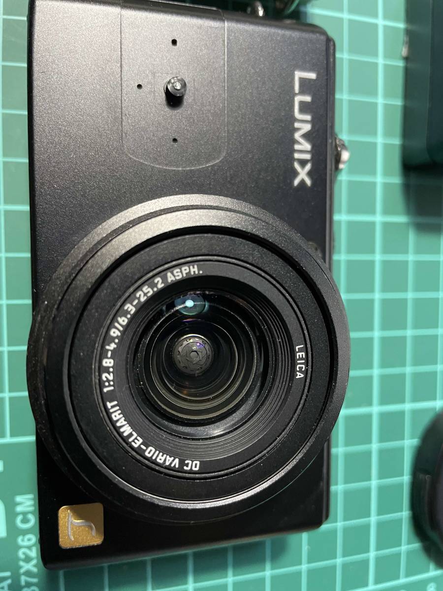 Panasonic DMC-LX2とLX3の中古2台セット、簡単な動作確認して