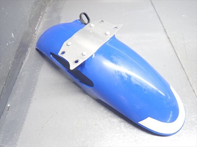 βED03-2 ヤマハ TZR125 2RM (S62年式) 絶版！希少！ 純正 フロントフェンダー 破損無し！