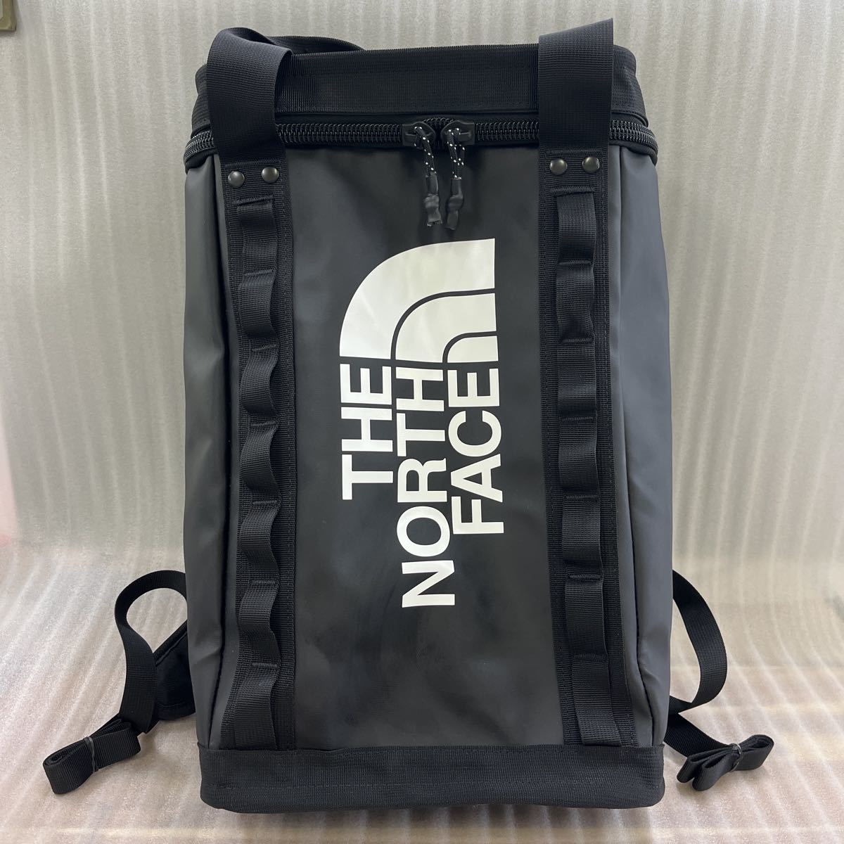 ノースフェイス ノースフェイス ダッフルバッグ 迷彩 バック ボストン