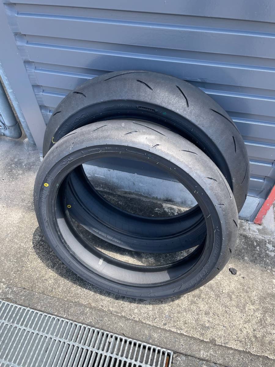 バイク DUNLOP α13SP 110/70R 17 140/70R17（リア新品）