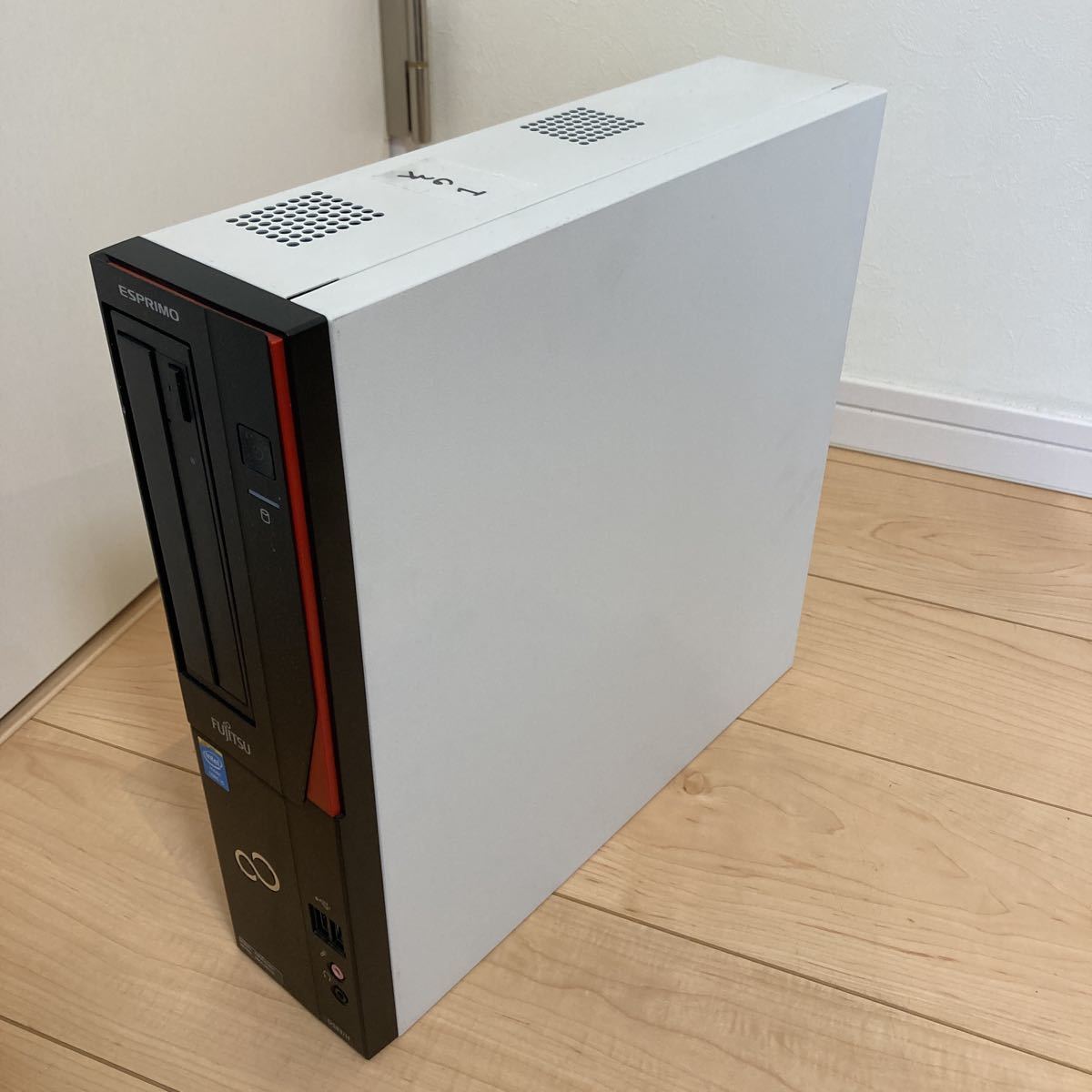 Windowsデスクトップ FUJITSU ESPRIMO D583⁄HX i7 SSD 【送料無料