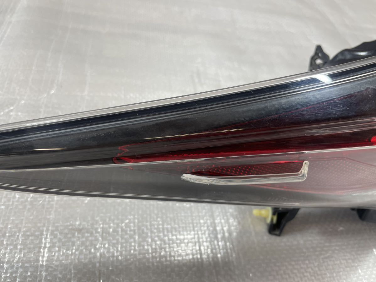 R50422 プリウス ZVW50 前期 純正 テール ランプ 左 ICHIKOH 47-77 47-87 前期 プリウス 公式通販 クリアータイプ 純正タイプLEDテールランプ VALENTI(ヴァレンティ