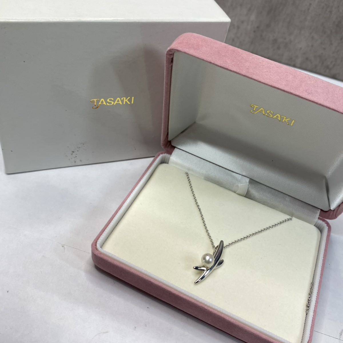TASAKI タサキ ネックレス シルバーカラー パール アクセサリー P4076