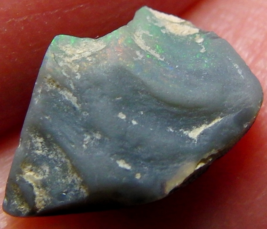 激レア漆黒のN1ブラックポッチ 1.50cts 天然ブラックオパール 原石  