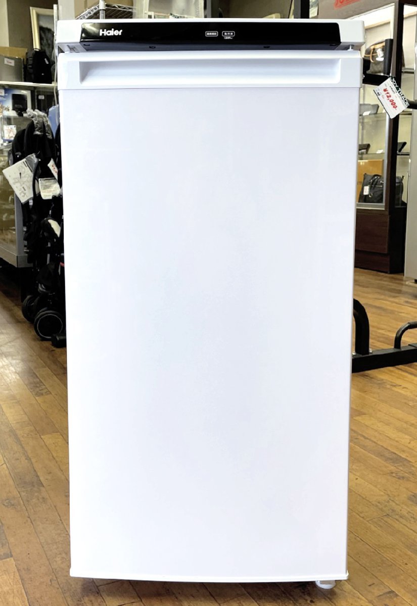 超美品 Haier 102L 前開き式冷凍庫 JF-NU102B ホワイト 2019年製 右開き 直冷式 前面タッチ式操作パネル クリアバスケット ハイアール