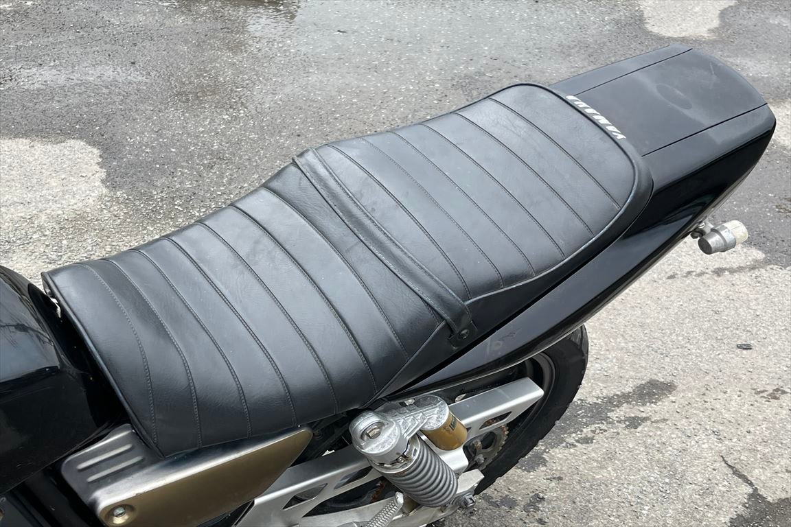 XJR400 売り切り!1円スタート!書類無!4HM!キャブ車!タックロール!社外マフラー!クランキング確認済!レストアベース!全国配送!福岡佐賀 Yahoo!オークション - 売り切り キャブレター XJR400キャブレター(4HM)(キャブレター)|売買された 鋲