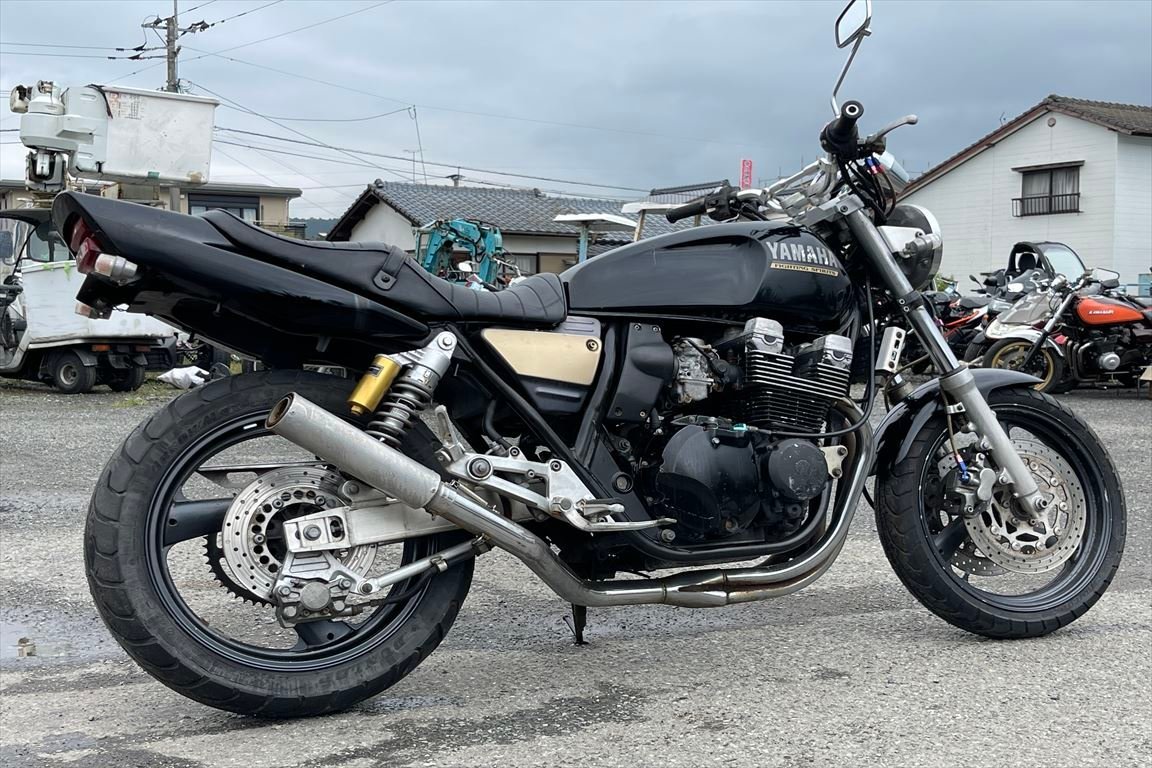 XJR400 売り切り!1円スタート!書類無!4HM!キャブ車!タックロール!社外マフラー!クランキング確認済!レストアベース!全国配送!福岡佐賀 Yahoo!オークション - 売り切り キャブレター XJR400キャブレター(4HM)(キャブレター)|売買された 鋲