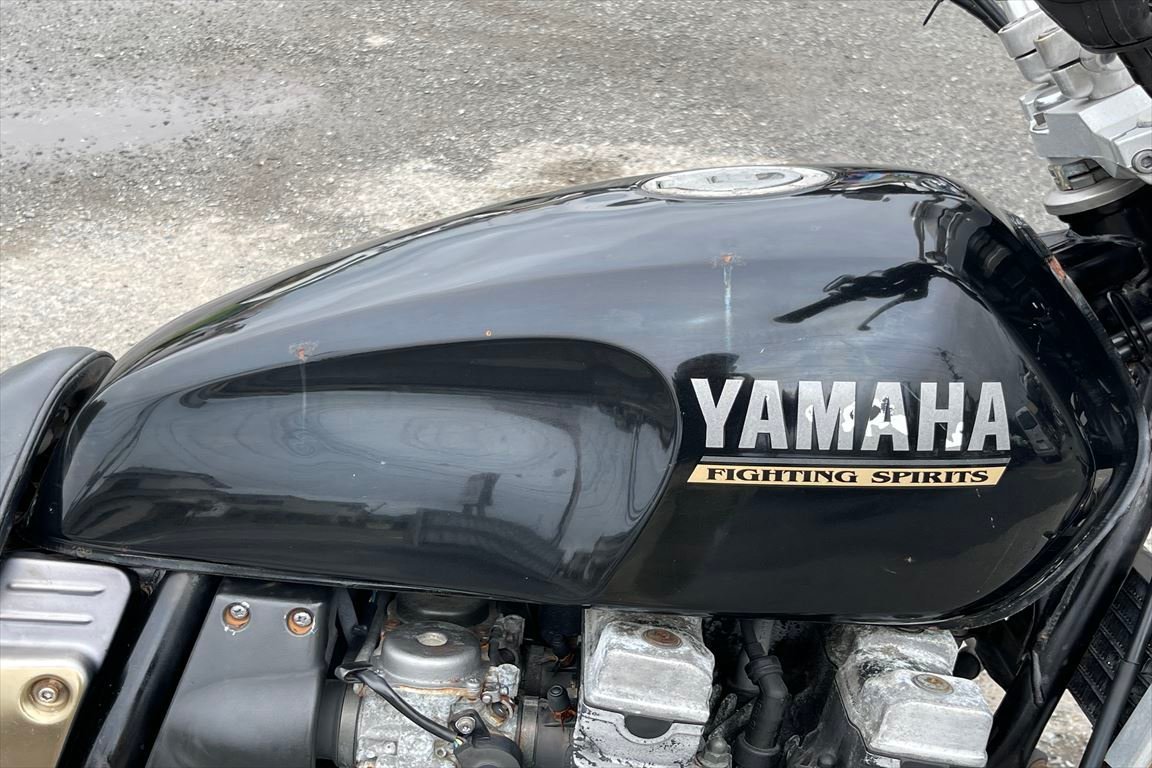 XJR400 売り切り!1円スタート!書類無!4HM!キャブ車!タックロール!社外マフラー!クランキング確認済!レストアベース!全国配送!福岡佐賀 Yahoo!オークション - 売り切り キャブレター XJR400キャブレター(4HM)(キャブレター)|売買された 鋲