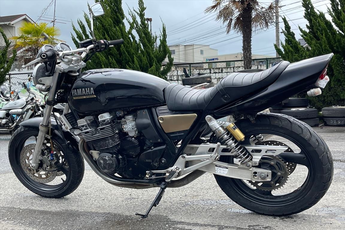 XJR400 売り切り!1円スタート!書類無!4HM!キャブ車!タックロール!社外マフラー!クランキング確認済!レストアベース!全国配送!福岡佐賀 Yahoo!オークション - 売り切り キャブレター XJR400キャブレター(4HM)(キャブレター)|売買された 鋲