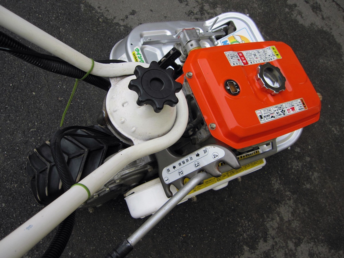 自走式草刈機 ウイングモア オーレック WM604A 平地/畦 二面刈り 動作 